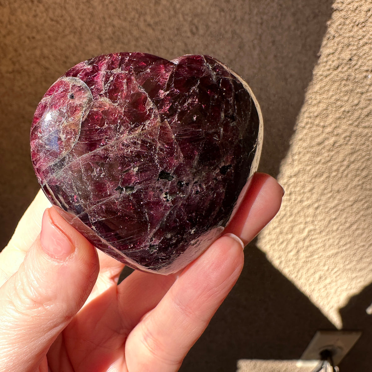 Rhodolite Garnet Heart Palm Stone