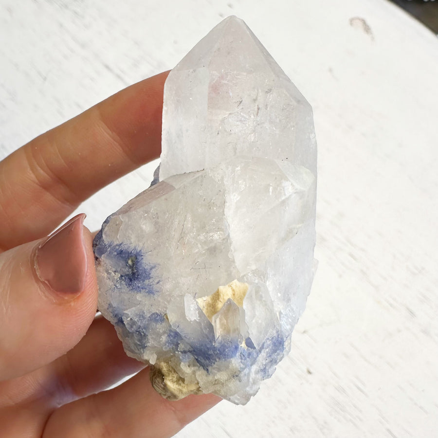 Natural Dumortierite Quartz Crystal Cluster Point