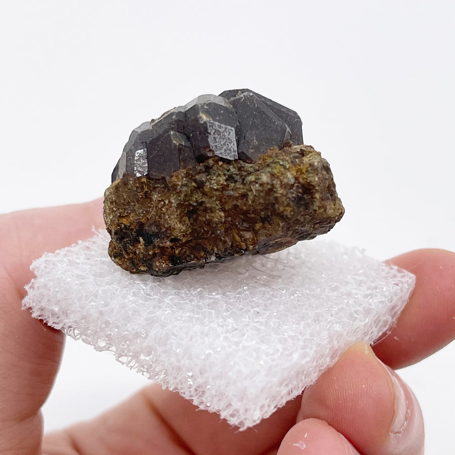 Raw Natural Genuine Garnet from Mali (5 pieces)